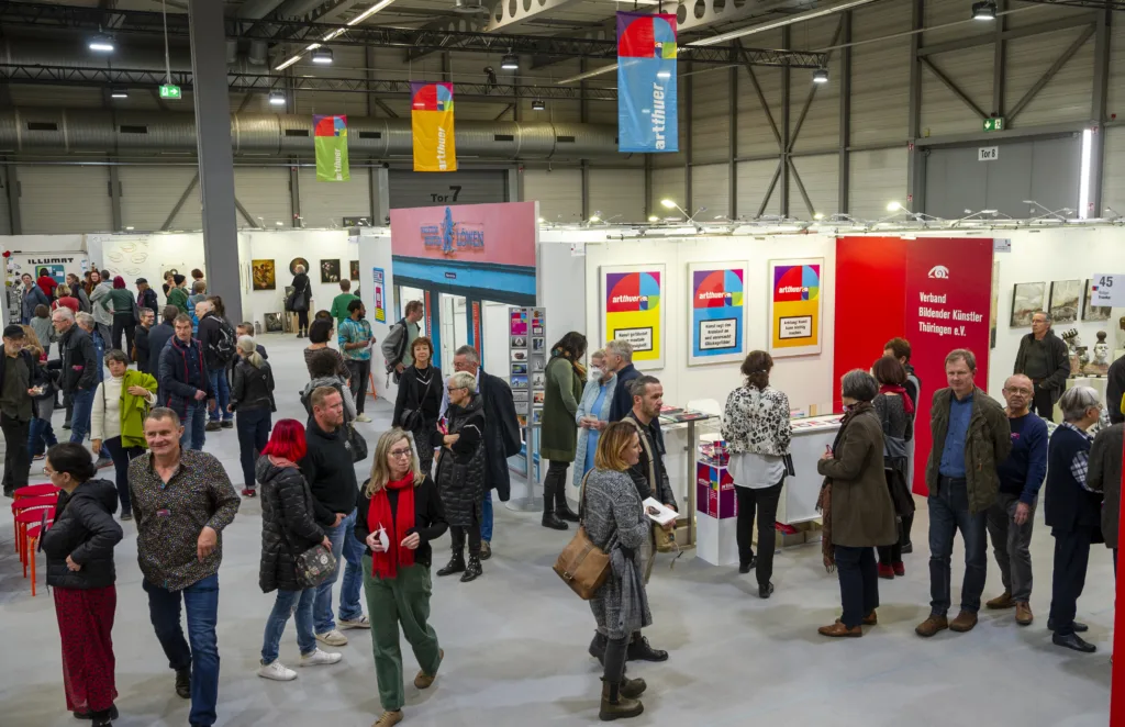 Mitteldeutschlands größte Kunstmesse fördert den Austausch der regionalen Kunstszene.