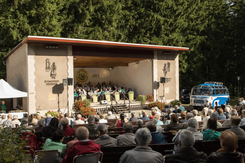 Pfingsten 2025 in Friedrichroda: Musik, Frühstück und Naturgenuss im Thüringer Wald