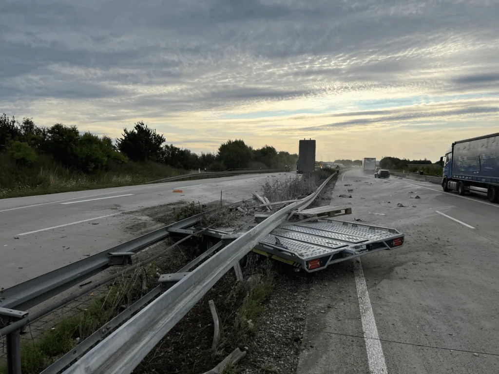 Verkehrsunfall A38 Leinefelde-Worbis Zement