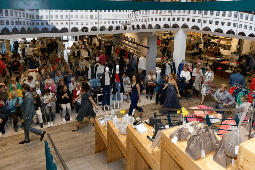 Gotha: Neueste Mode bei der Moses-Modenschau