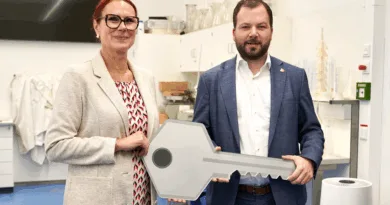 Arnoldischule: Moderne Räume für Naturwissenschaften