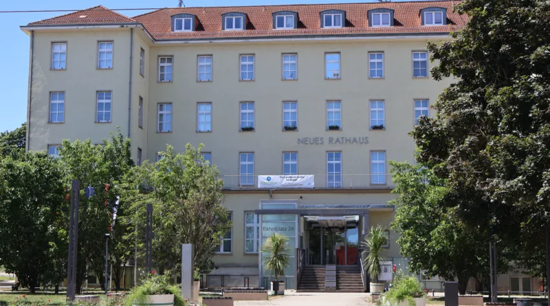 Gotha: Räumung Urnenreihengrabstätten Hauptfriedhof Gotha: Räumung Urnenreihengrabstätten Hauptfriedhof