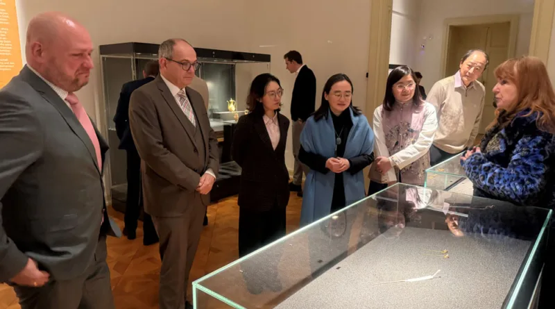 Gotha: Empfang des Oberbürgermeisters zur Ausstellung: Chinas Gold und Gothas Schätze