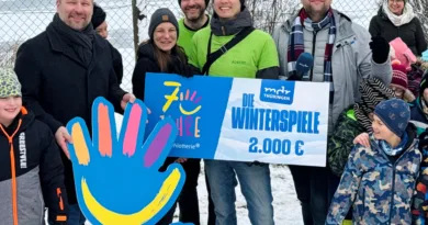 Wintersteiner Freibadfreude Emsetal räumen ab: 2.000 Euro für Bademeisterhäuschen erspielt