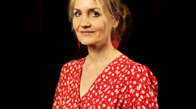 Dorothee Eva Herrmann startet ins Kurd-Laßwitz-Stipendium der Stadt Gotha Dorothee Eva Herrmann startet ins Kurd-Laßwitz-Stipendium der Stadt Gotha