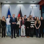 Sozialkunde-Leistungskurs der KGS Herzog Ernst im Gespräch mit Ministerpräsident Mario Voigt