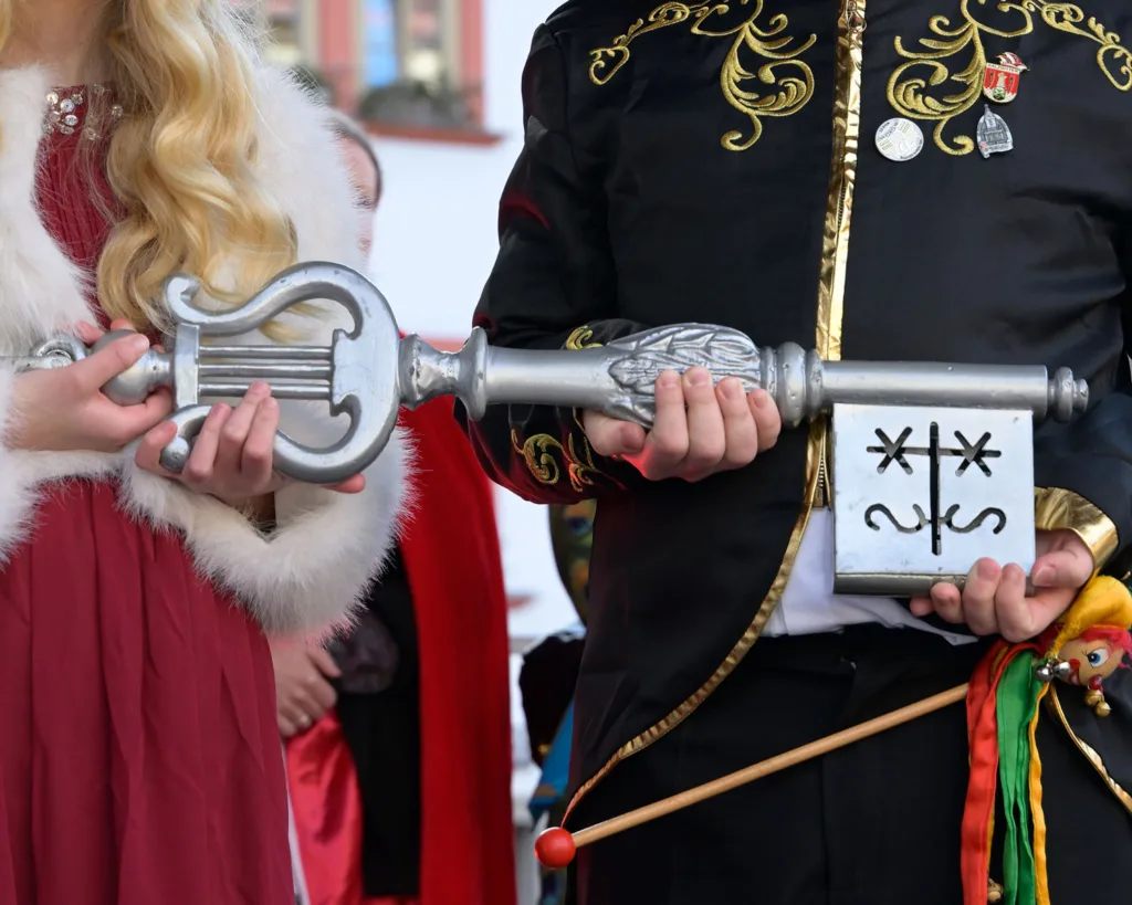 Gotha: Närrischer Rathaussturm - Am Donnerstag, dem 12. Februar 2026, ist es wieder soweit