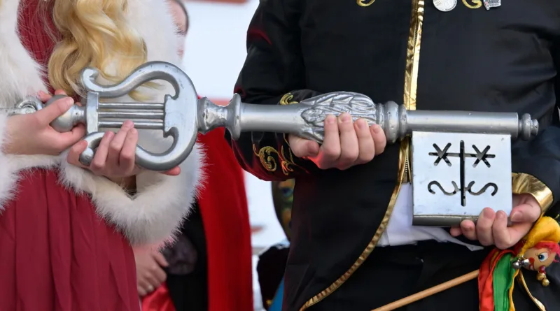 Gotha: Närrischer Rathaussturm - Am Donnerstag, dem 12. Februar 2026, ist es wieder soweit