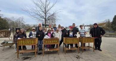 Gotha: Von Schülern für Schüler - Hochbeete für den Schulhort übergeben
