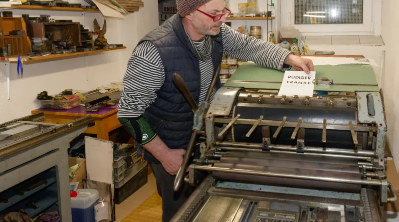 Bleisatz – das Spiel mit der Bewegung Bleisatz - das Spiel mit der Bewegung