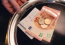 „Stimmt so!“ – Ein Satz, den 2.400 Gastro-Beschäftigte im Kreis Gotha gerne hören „Stimmt so!“ – Ein Satz, den 2.400 Gastro-Beschäftigte im Kreis Gotha gerne hören