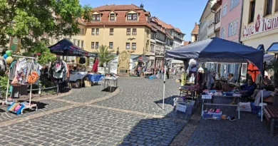 Gotha: Großer Zuspruch beim ersten Mädchenflohmarkt auf dem Buttermarkt Gotha: Großer Zuspruch beim ersten Mädchenflohmarkt
