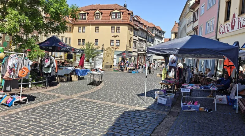 Gotha: Großer Zuspruch beim ersten Mädchenflohmarkt