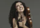 Die Violinistin Chouchane Siranossian spannt einen Bogen von Bach zu Ysaÿe