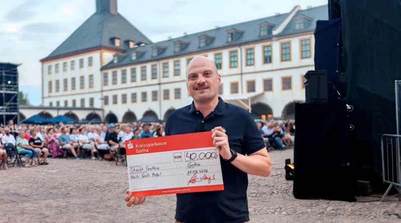 Gotha: 40.000 Euro für Kinder- und Jugendarbeit übergeben Gotha: 40.000 Euro für Kinder- und Jugendarbeit übergeben