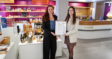15 Jahre KulTourStadt Gotha: IHK würdigt Engagement mit zwei Ehrenurkunden 15 Jahre KulTourStadt Gotha: IHK würdigt Engagement mit zwei Ehrenurkunden